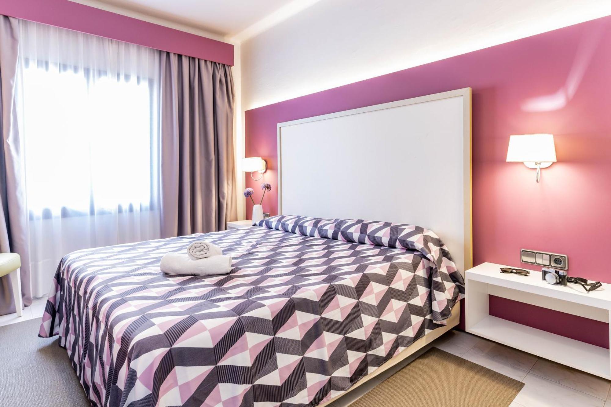 The Purple Hotel - Adults Only Sant Antoni de Portmany Pokój zdjęcie